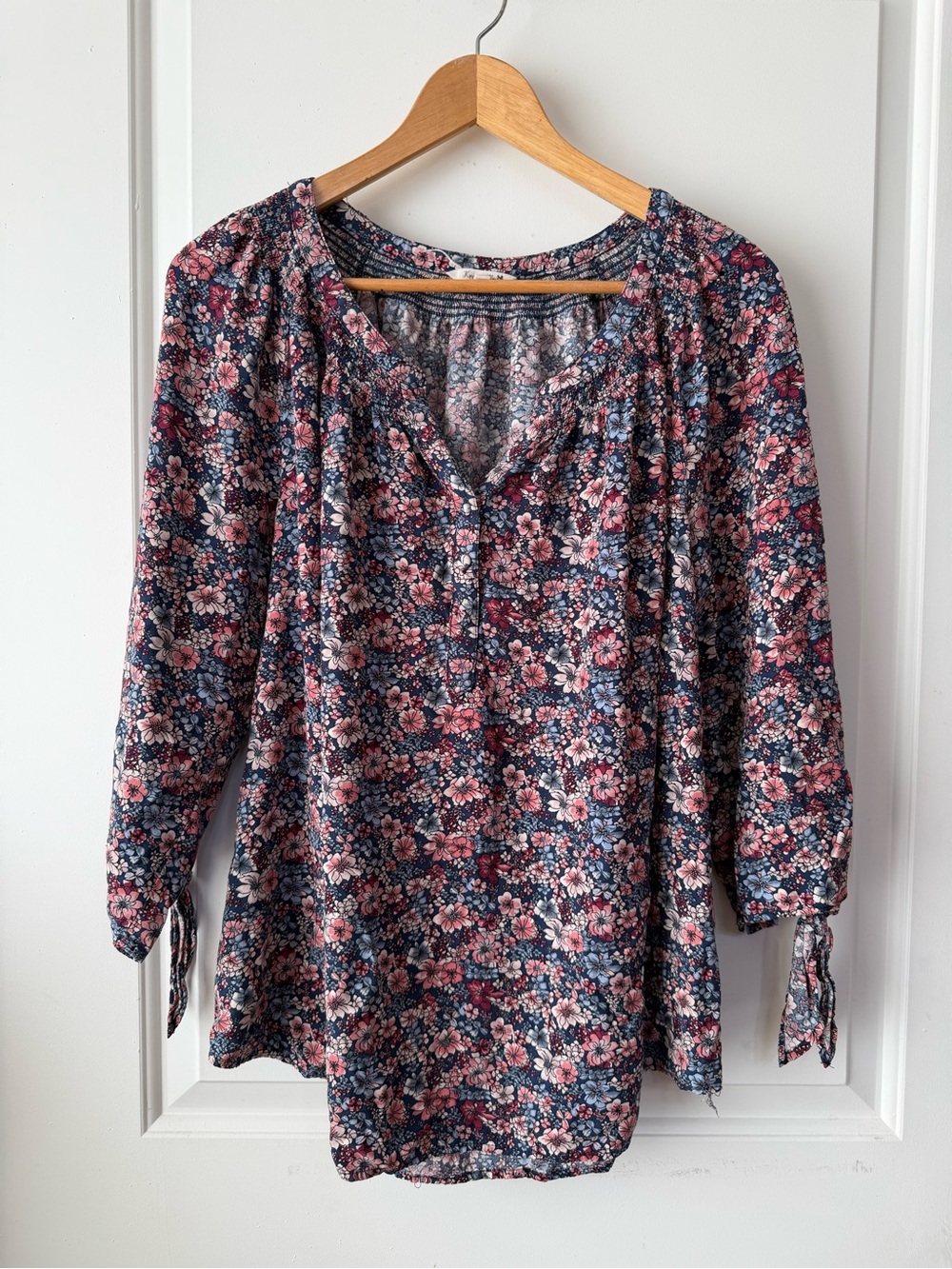 Women's Floral Peasant Blouse - Navy & Pink